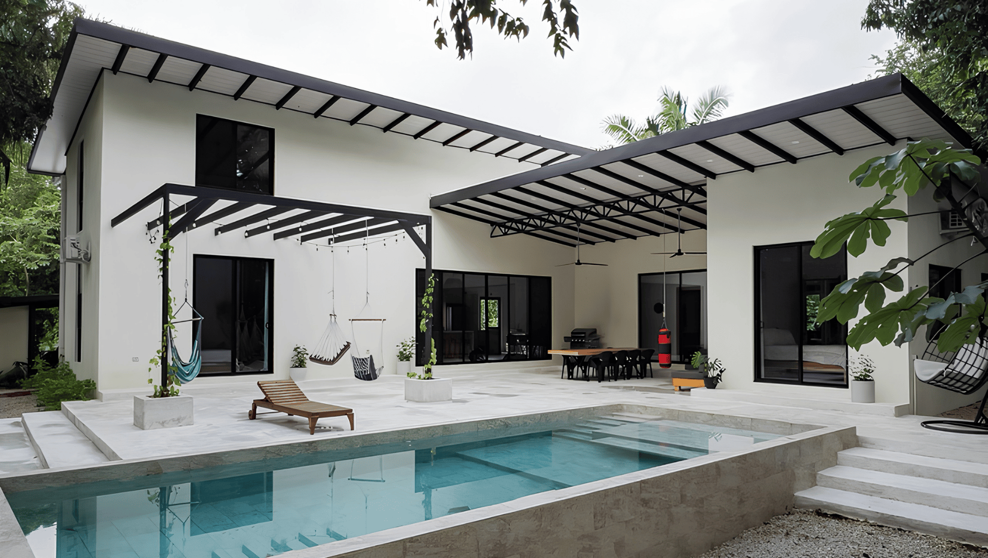 Costa Rica Villas vs Beachfront Condos: Which Property Makes More Money?