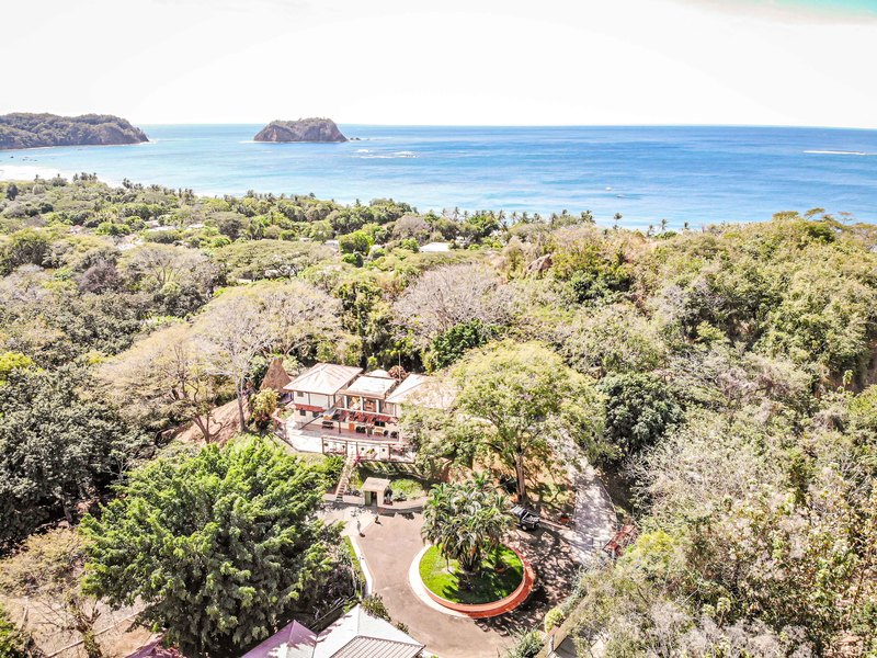 Is Moving to Costa Rica Financially Beneficial for Canadians?