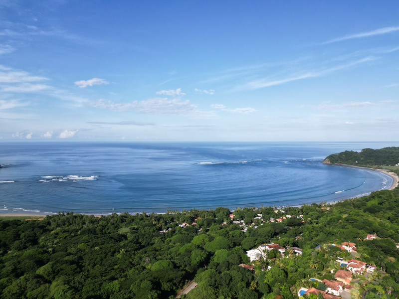2025 Real Estate Market Trends in Sámara: What Buyers Need to Know